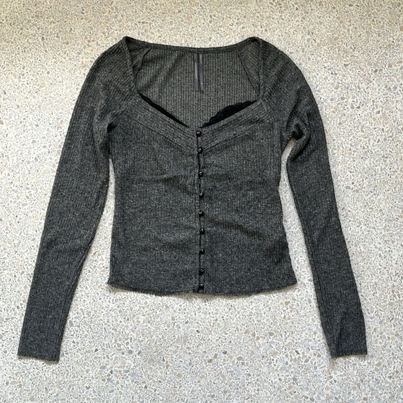 Anthropologie Gray Long Sleeve Lace Detail - Picture 3 of 5